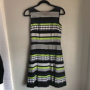 Tahari Arthur Levine casual dress, size 4